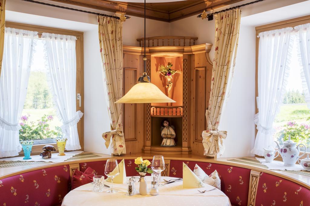 Gasthaus Zum Kreuz Занкт-Мерген Екстер'єр фото